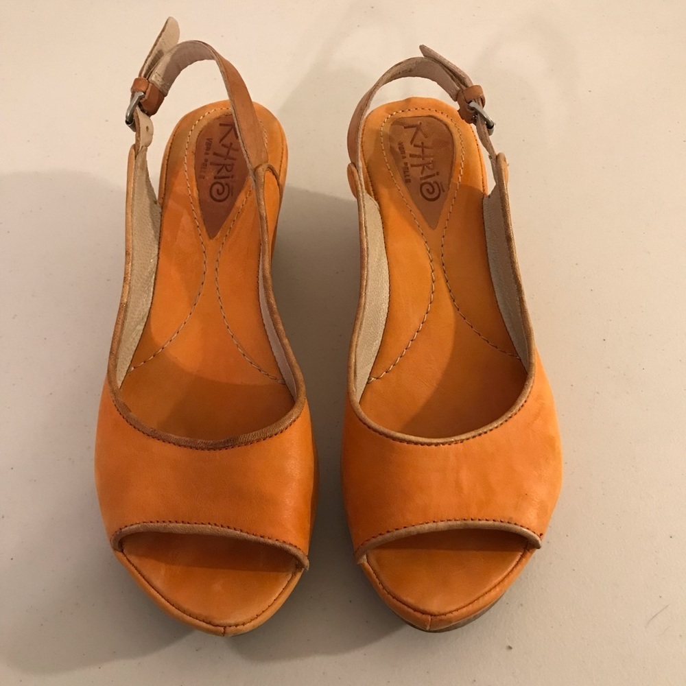 Khrio Leather Wedge Sandals